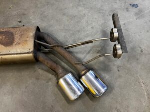 WYDECH RURA WYDECHOWA TŁUMIK KATALIZATOR LEWY MERCEDES G63 AMG W463 LIFT