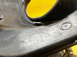 KRATKA ZAŚLEPKA ZDERZAKA PRZÓD LEWY LEWA AUDI A8 D4 LIFT
