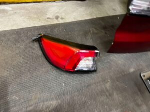 KLAPA BAGAŻNIKA ZDERZAK TYŁ 6 X PDC KAMERA FORD KUGA MK3 ST-LINE LUCID RED