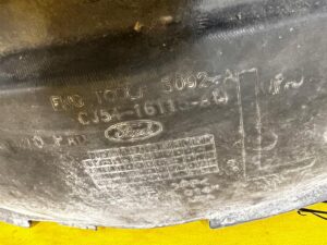 NADKOLE KOMPLETNE PRZÓD PRZEDNIE LEWY LEWE FORD ESCAPE MK3 III LIFT