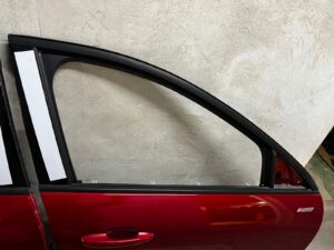 DRZWI PRAWA STRONA PRAWY PRZÓD TYŁ FORD KUGA MK3 ST-LINE LUCID RED