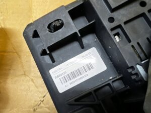 KOMPLETNA SKRZYNKA PUSZKA BEZPIECZNIKÓW FORD KUGA MK3 LIFT 2.5 HYBRID PHEV