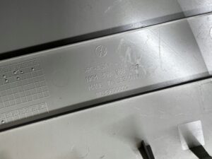 OSŁONA OBUDOWA LUSTERKA WEWNĘTRZNEGO WSTECZNEGO VW ARTEON