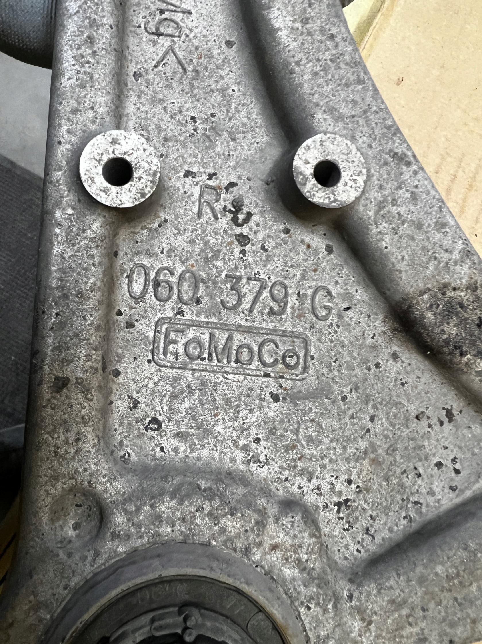WAHACZ PRZÓD PRZEDNI PRAWY FORD MONDEO MK5