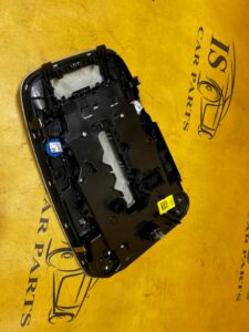 LAMPKA OŚWIETLENIE PODSUFITKI PRZÓD PRZEDNIA AUDI A4 B9 8W