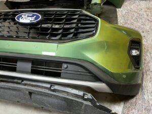 ZDERZAK LAMPY MASKA BŁOTNIKI FORD KUGA MK3 LIFT TITAN 1.5 EB BURSTING GREEN