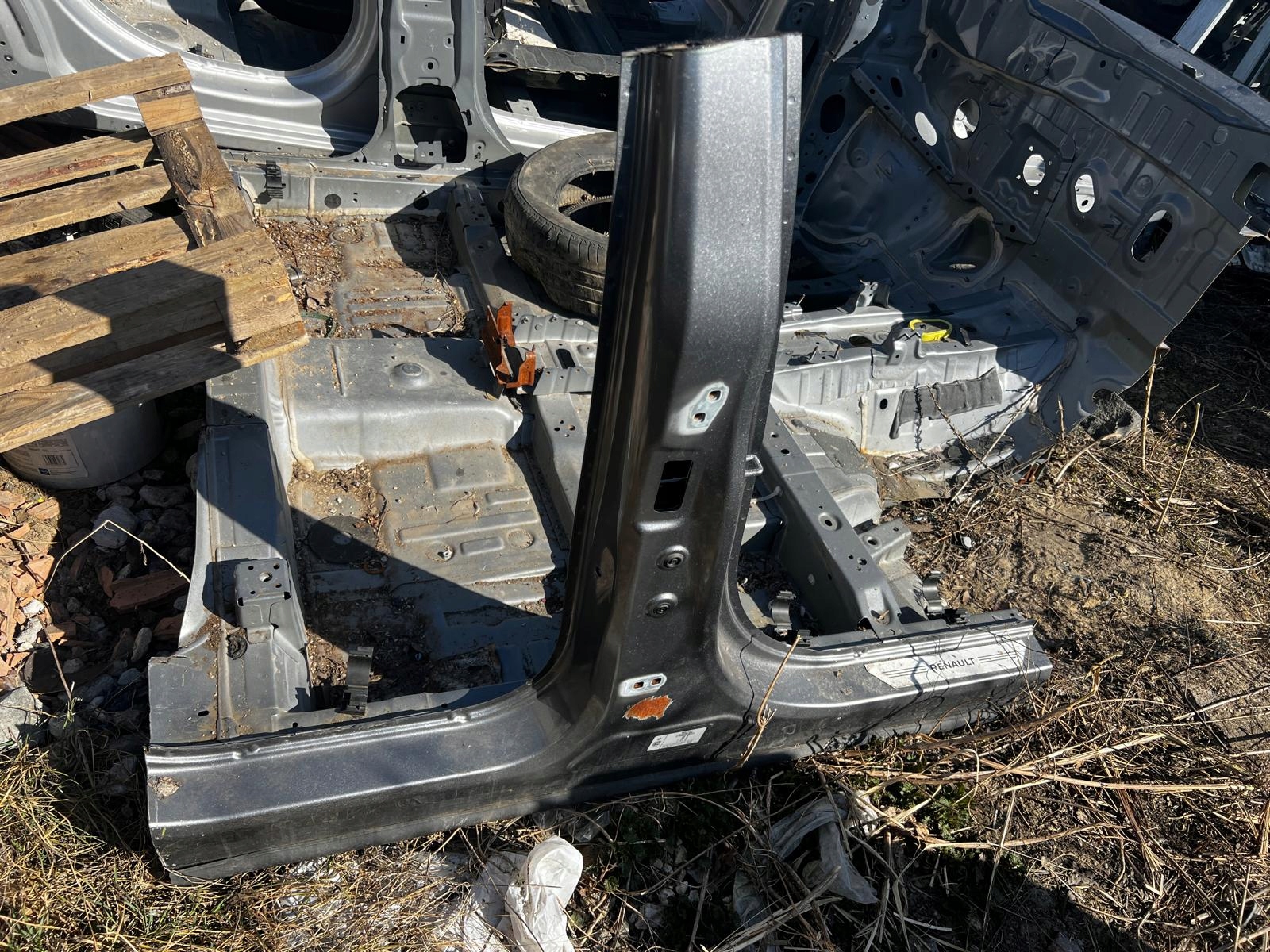 ĆWIARTKA PRÓG SŁUPEK ŚRODKOWY B PRAWY RENAULT ESPACE VI