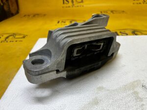 ŁAPA PODUSZKA MOCOWANIE SKRZYNI BIEGÓW FORD KUGA MK3 2.5 HYBRID PHEV