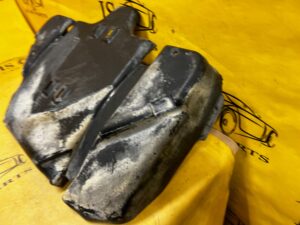 PŁYTA OSŁONA PODWOZIA ZBIORNIKA PALIWA PORSCHE CARRERA 911 996