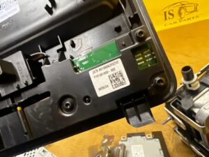 LAMPKA OŚWIETLENIE PODSUFITKI PRZÓD SOS FORD KUGA MK3 LIFT