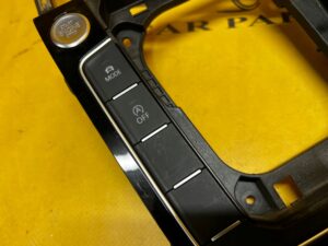 LISTWA DEKOR TUNELU ŚRODKOWEGO RAMKA ZMIANY BIEGÓW VW PASSAT B8 EU
