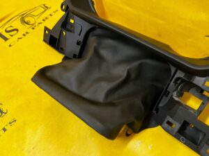 OSŁONA OBUDOWA DASZEK LICZNIKA ZEGARÓW LAND ROVER DISCOVERY 5 V L462 EU