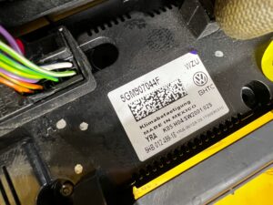 PANEL PRZEŁĄCZNIK NAWIEWU KLIMATYZACJI AWARYJNYCH PARKOWANIA VW GOLF VII