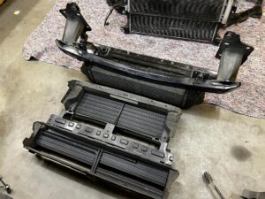 PAS PRZEDNI BELKA CHŁODNICE WENTYLATOR FORD MONDEO MK5 2.0 TDCI AUTOMAT