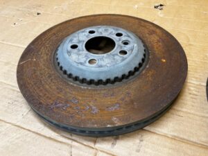 KOMPLET NOWE TARCZE HAMULCOWE PRZÓD LAND ROVER DISCOVERY SPORT V L550