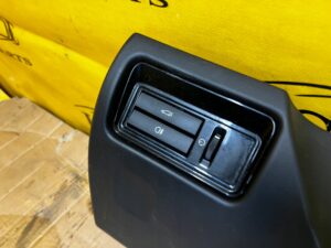 OSŁONA ZAŚLEPKA POD KIEROWNICĘ KONSOLI DESKI LEWA JAGUAR F-TYPE X152 LHD