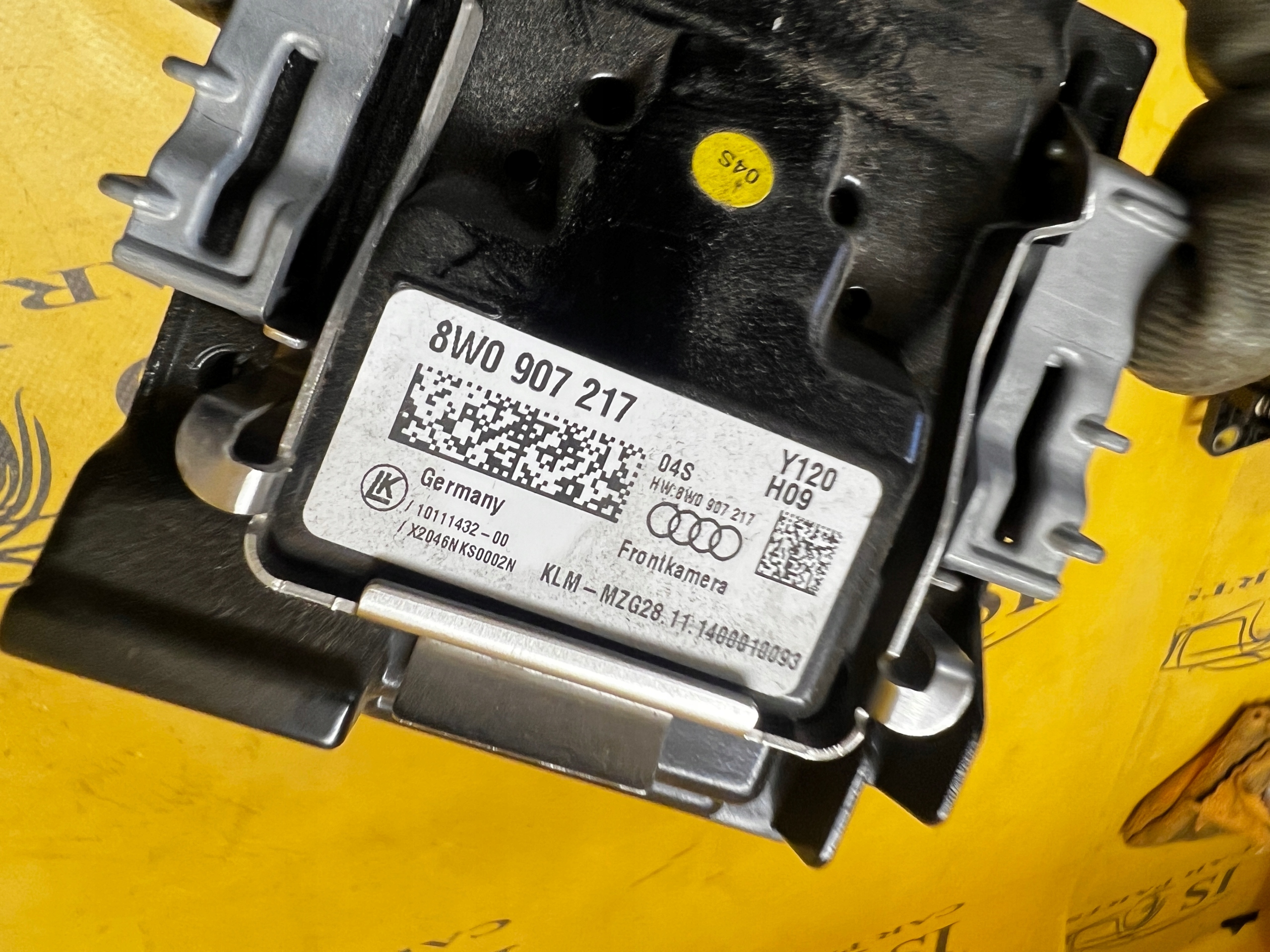 KAMERA ASYSTENT RADAR PASA RUCHU AUDI A4 B9 8W