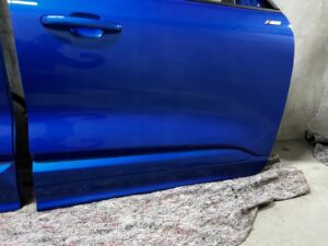 DRZWI PRAWY PRZÓD TYŁ FORD KUGA MK3 LIFT ST-LINE DESERT ISLAND BLUE