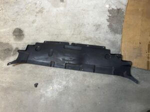 OSŁONA NAKŁADKA GÓRNA PASA PRZÓD PRZEDNIEGO FORD MONDEO MK5