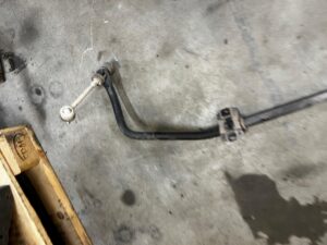 DRĄŻEK STABILIZATORA TYŁ TYLNY FORD ESCAPE MK3 III 1.5 EB 2WD FWD