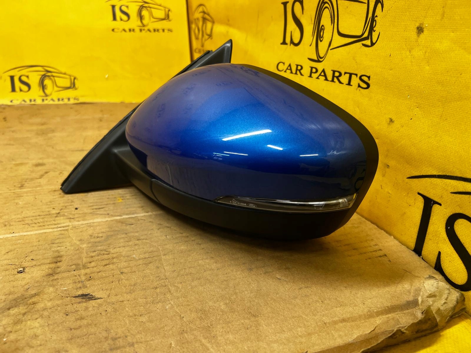 LUSTERKO LEWE 9 PIN FORD KUGA MK3 LIFT ST-LINE DESERT ISLAND BLUE