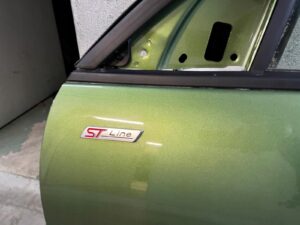 DRZWI LEWA STRONA LEWY PRZÓD TYŁ FORD KUGA MK3 LIFT ST-LINE BURSTING GREEN