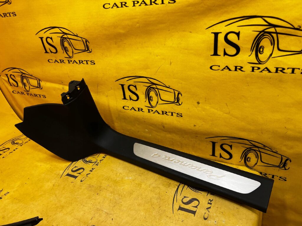 PLASTIK OSŁONA PROGU SŁUPKA A PRZÓD PRAWY PORSCHE PANAMERA 4 970 I