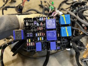 WIĄZKA INSTALACJA OKABLOWANIE WNĘTRZA KABINY DACIA SANDERO III 1.0 SCE
