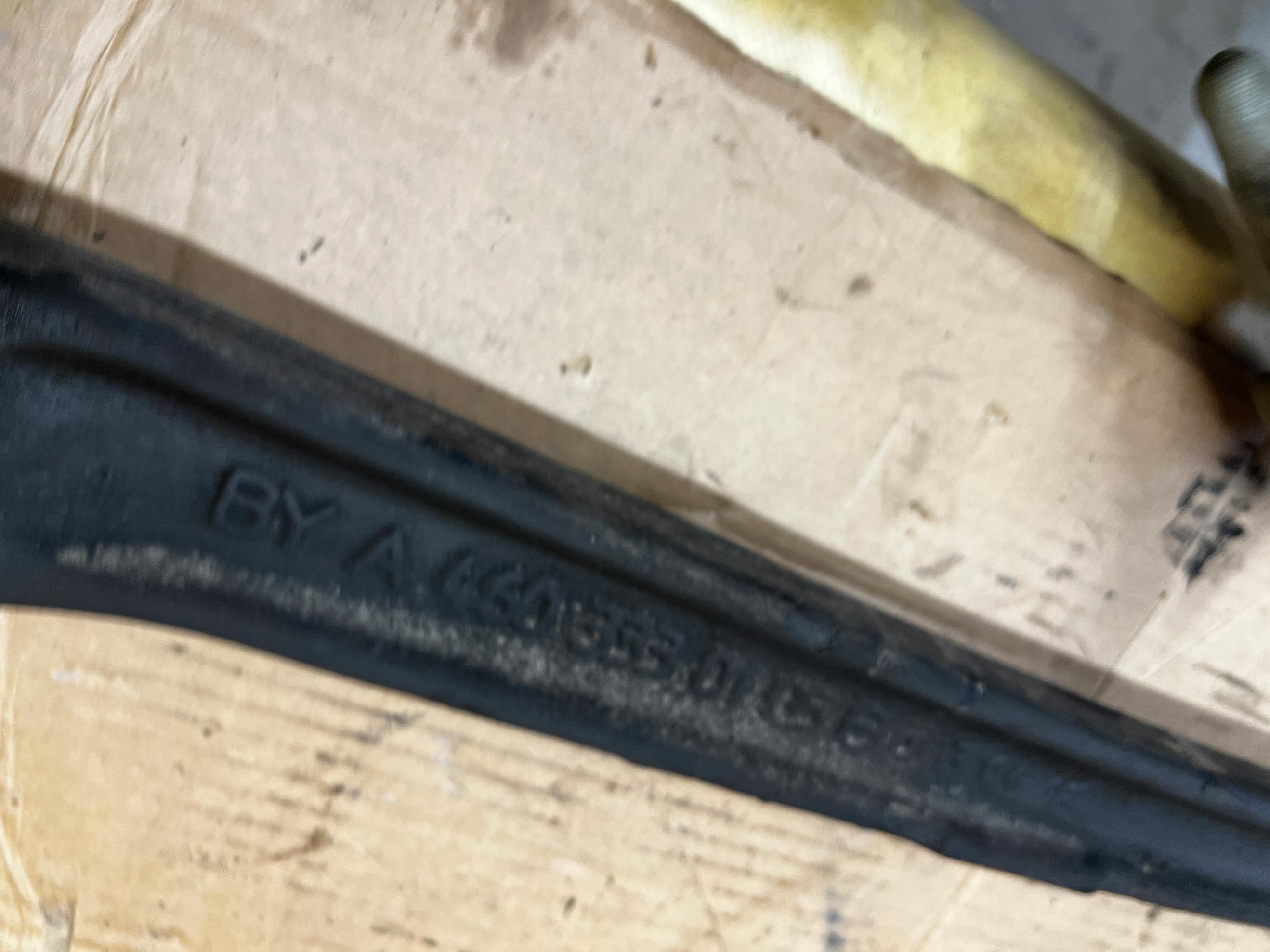 DRĄŻEK REAKCYJNY WAHACZ PRZÓD MERCEDES G W463 LIFT