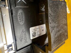 LEWAREK WYBIERAK ZMIANY BIEGÓW AUTOMAT JAGUAR F-TYPE X152