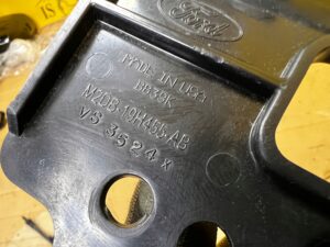 KAMERA ASYSTENT PRZÓD PRZEDNIA PRZEWÓD WĄŻ KABEL POŁYSK FORD BRONCO 21-