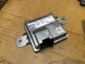 MODUŁ STEROWNIK OSTRZEGANIA PIESZYCH FORD KUGA MK3 LIFT