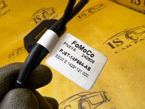 WIĄZKA INSTALACJA DESKI KONSOLI RADIA FORD KUGA MK3 LIFT