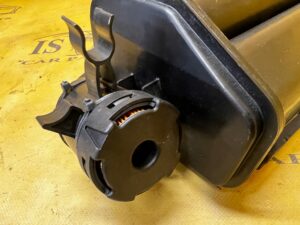 FILTR WĘGLOWY PAR PALIWA LAND ROVER DISCOVERY V L462 2.0 B Si4
