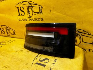 LAMPA TYLNA TYŁ LEWA LEWY W KLAPĘ LAND ROVER DISCOVERY V L462 EU