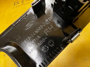 PRZEŁĄCZNIK PANEL SZYBY DRZWI PRZÓD PRAWY FORD MONDEO MK5
