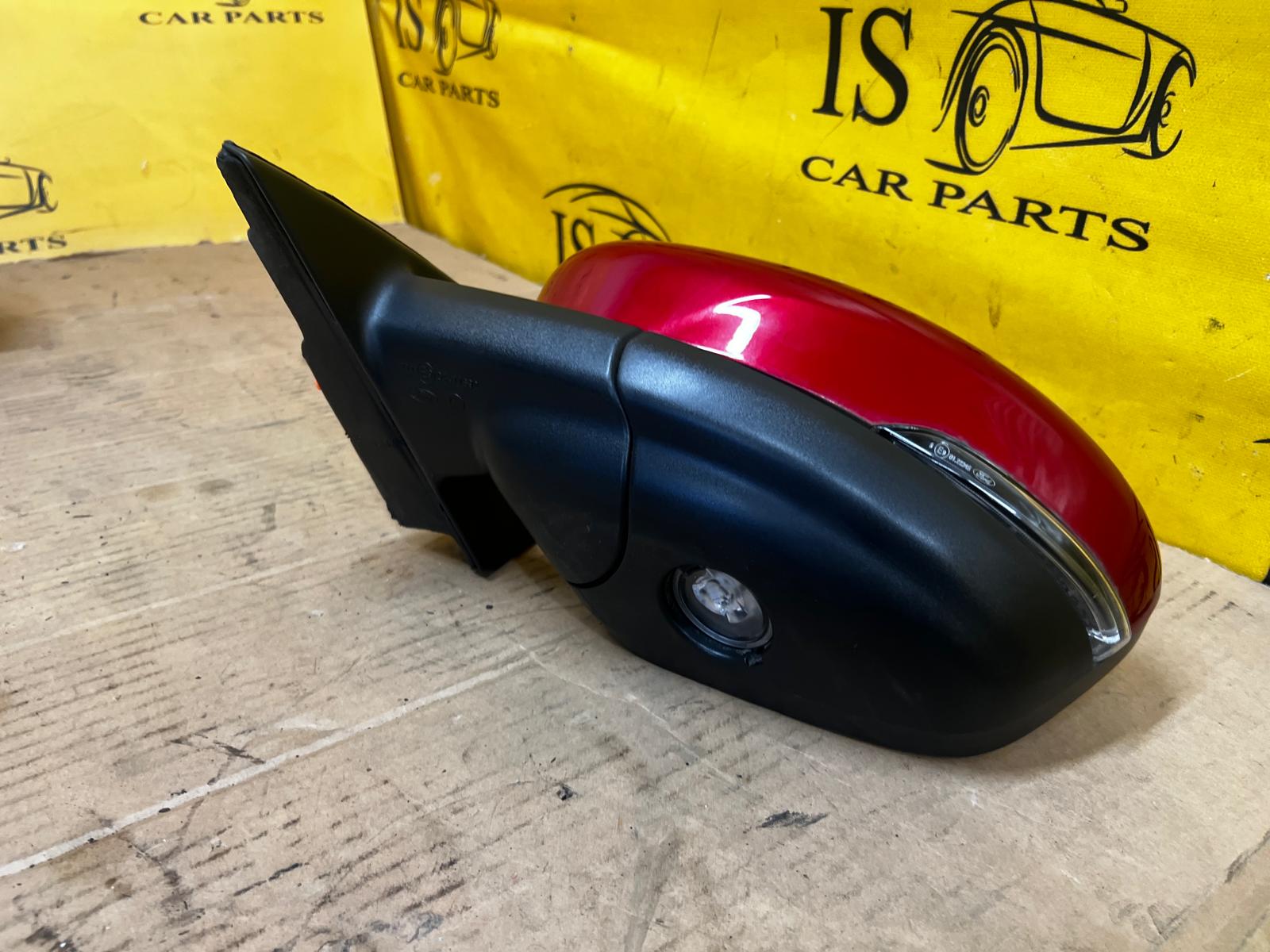 LUSTERKO LEWE 11 PIN ASYSTENT FORD KUGA MK3 EU ST-LINE LUCID RED