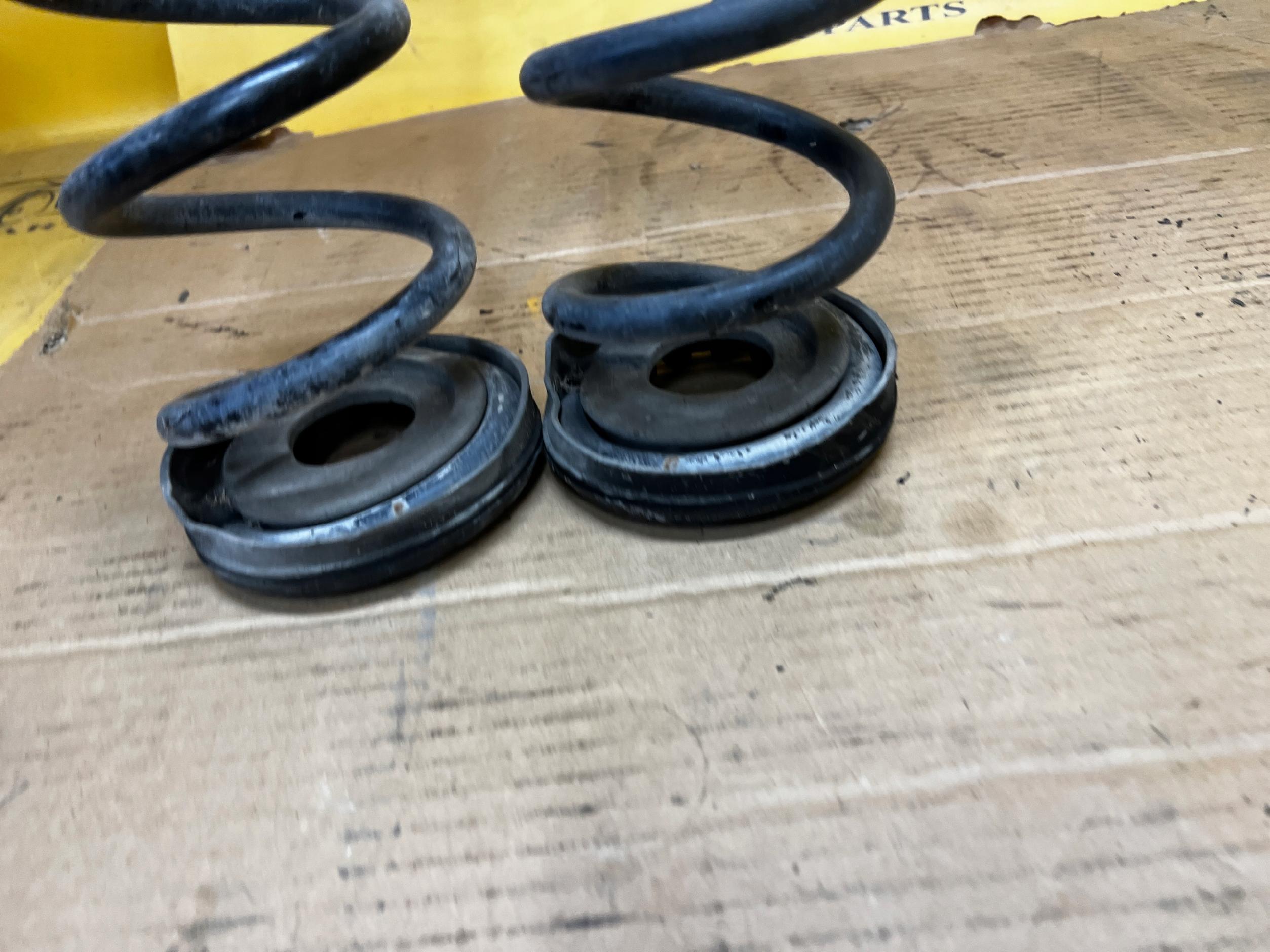 KOMPLET SPRĘŻYNY TYŁ PRAWA LEWA FORD ESCAPE MK3 III LIFT 1.5 EB 2WD FWD