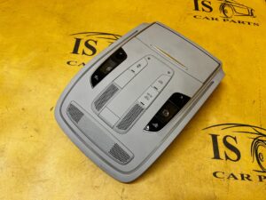 LAMPKA OŚWIETLENIE PODSUFITKI PRZÓD PRZEDNIA AUDI A8 D4