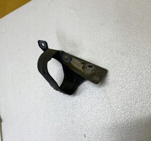 MOCOWANIE WSPORNIK BŁOTNIKA PRZÓD PRAWY FORD MONDEO MK5