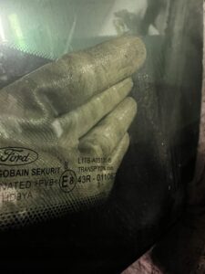 SZYBA PRZÓD CZOŁOWA GRZANA KAMERA SENSOR FORD PUMA MK2 23R EU