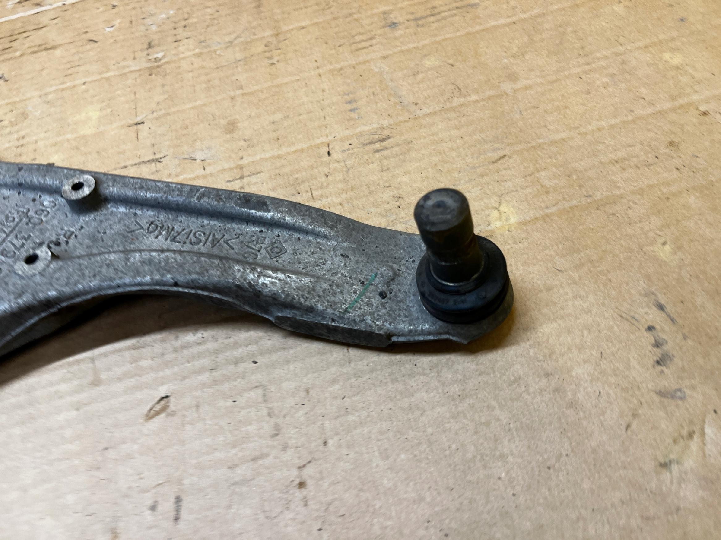 WAHACZ PRZÓD PRZEDNI PRAWY FORD MONDEO MK5