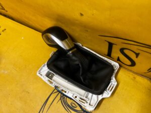 LEWAREK WYBIERAK ZMIANY BIEGÓW AUTOMAT FORD MONDEO MK5 EU