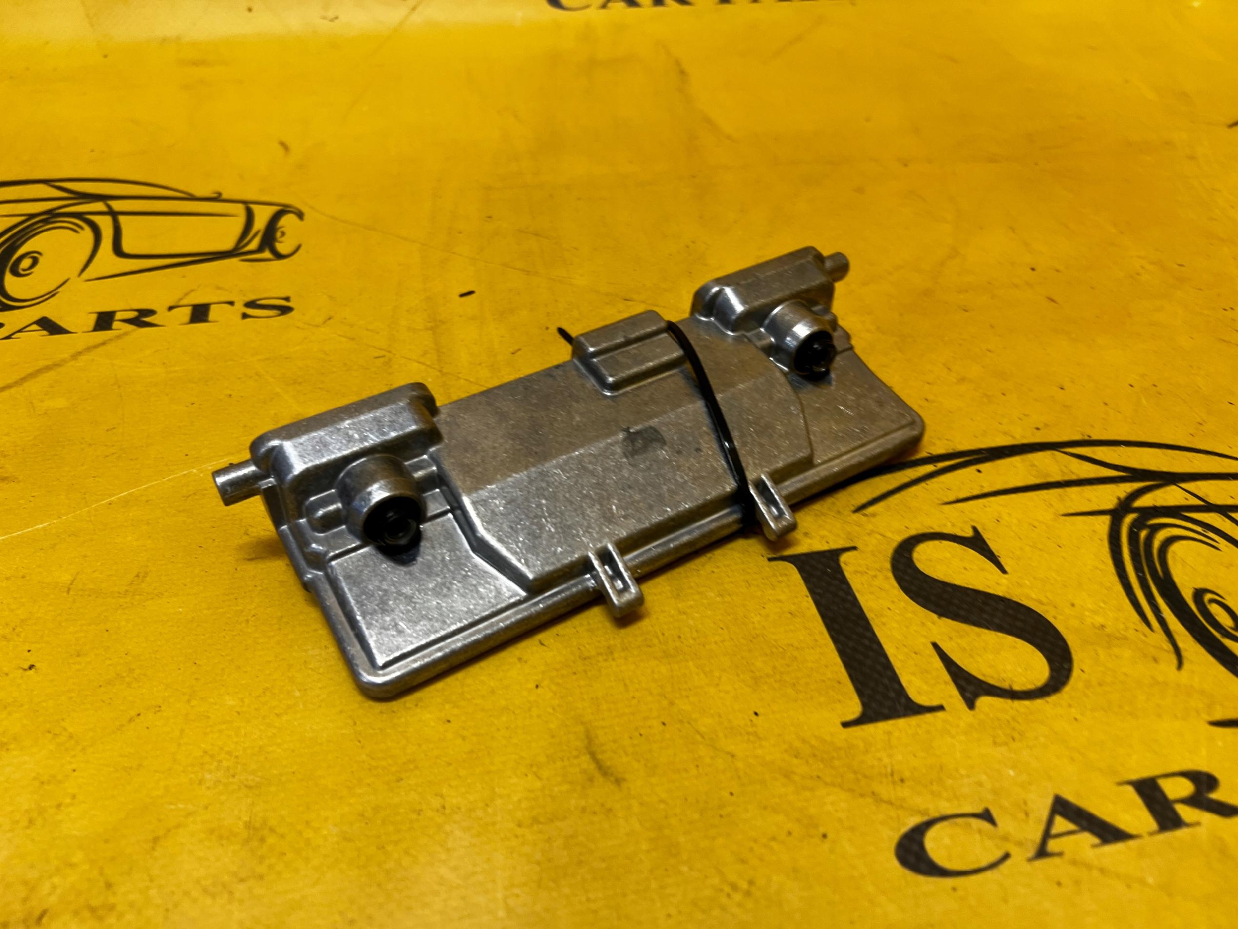 KAMERA ASYSTENT SZYBY PRZÓD LAND ROVER DISCOVERY V L462