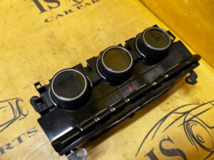 PANEL PRZEŁĄCZNIK NAWIEWU KLIMATYZACJI JAGUAR F-TYPE X152