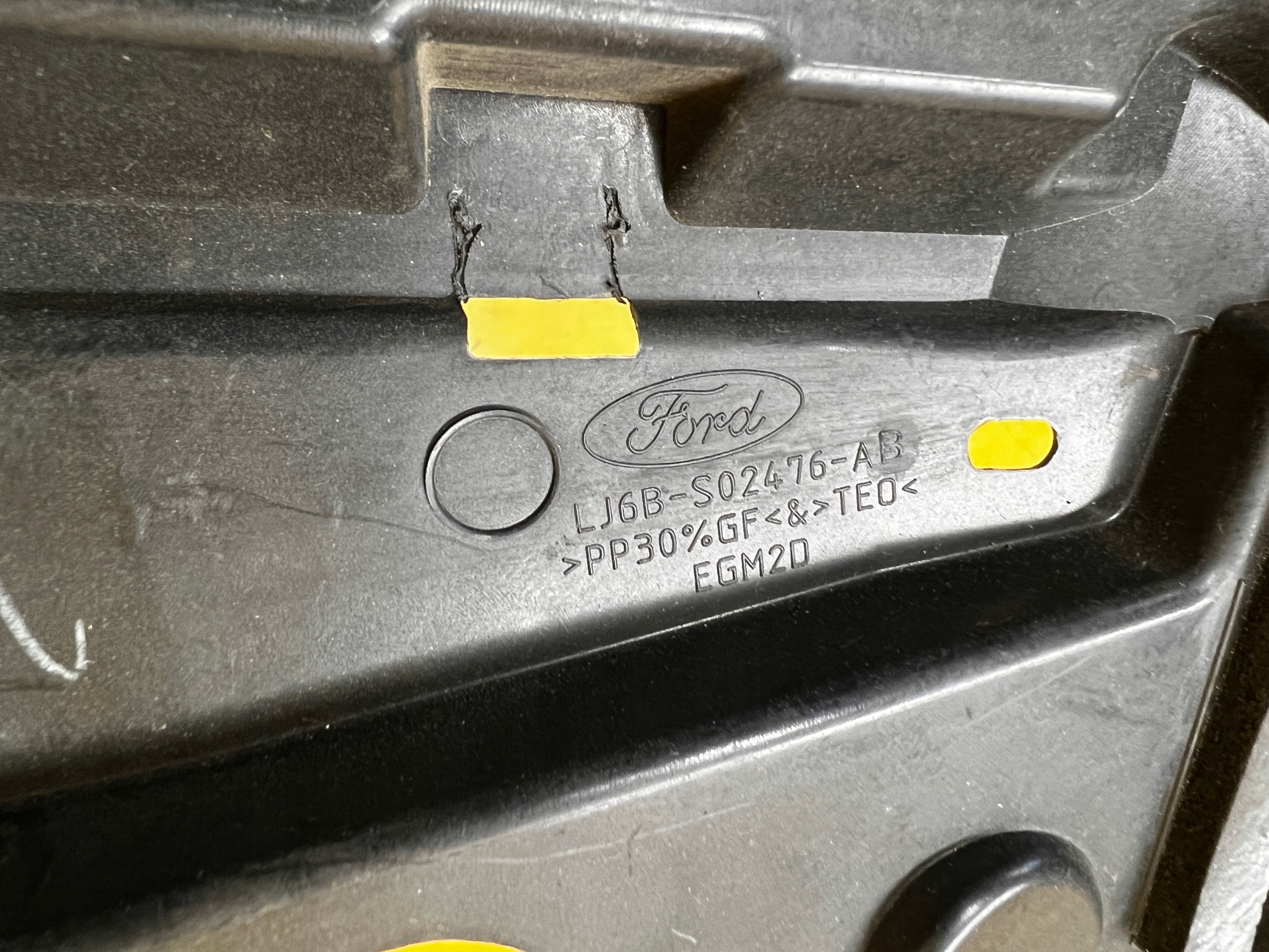 OSŁONA PODSZYBIA KIELICHA PRAWA FORD KUGA MK3