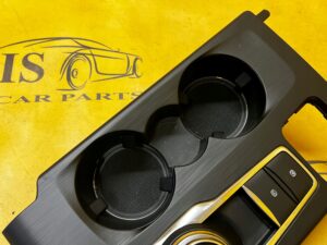 OSŁONA RAMKA TUNELU UCHWYT NA KUBKI PRZEŁĄCZNIK BIEGÓW LED FORD KUGA MK3