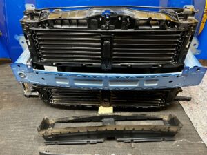 ZDERZAK MASKA BŁOTNIKI FORD KUGA MK3 LIFT ST-LINE 1.5 EB DESERT ISLAND BLUE
